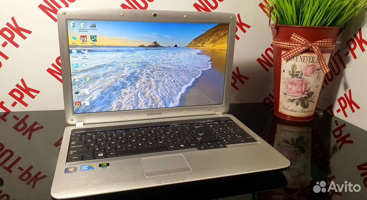 Ноутбук Samsung core i5/6гб/Nvidia310