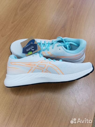 Кроссовки женские Asics GEL-excite 9