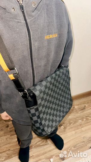 Барсетка кожаная мужская через плечо