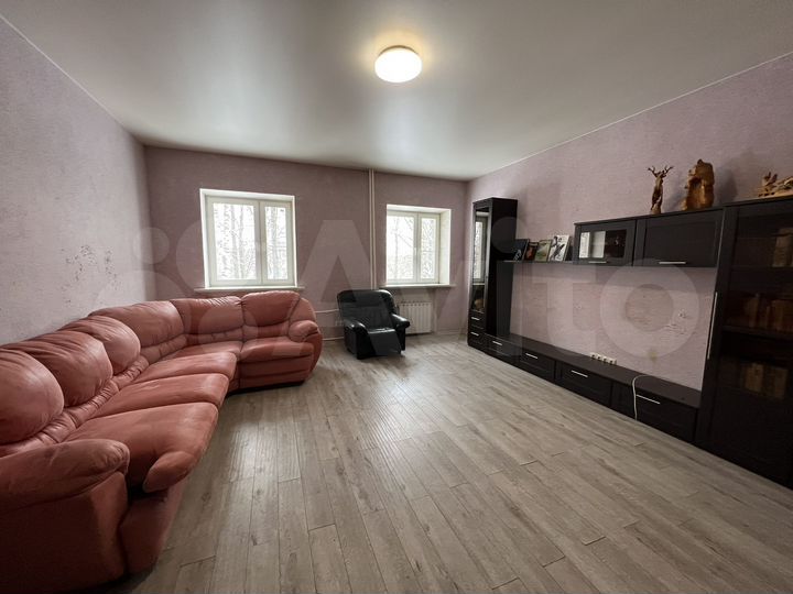 3-к. квартира, 94,3 м², 2/3 эт.