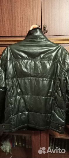 Мужской пуховик эко кожа 48 размер