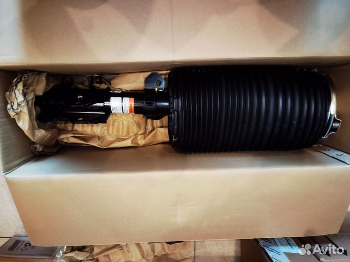 Амортизатор Mercedes W447 V-klas