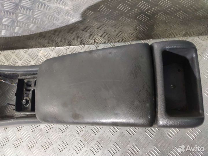 Консоль салона (кулисная часть) Mercedes-Benz C W203 2.2 A2036800852