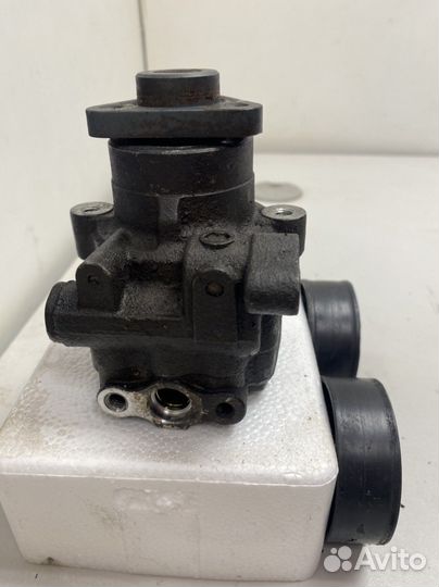 Насос гур Volkswagen Transporter T6 2.0 TDI