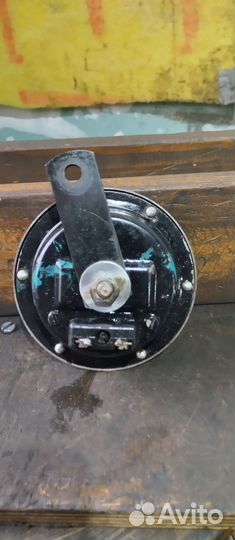 Звуковой сигнал 6 вольт мотоцикл Ява 634