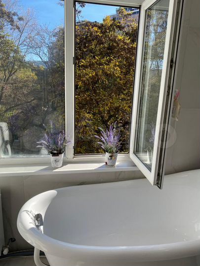 2-к. квартира, 52 м², 2/2 эт.