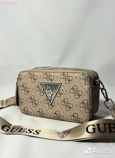 Легкая сумка Guess через плечо для ежедневных дел