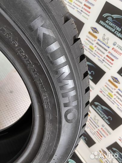 Kumho WinterCraft Ice WI31 215/55 R17 98T