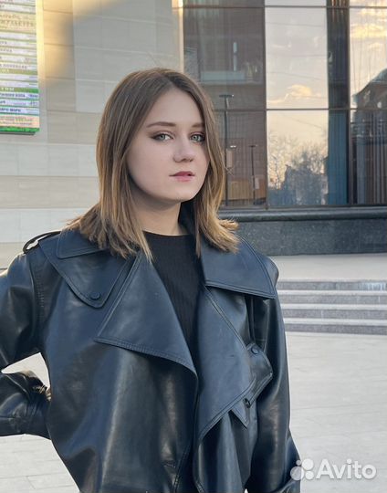 Администратор, хостес, официант