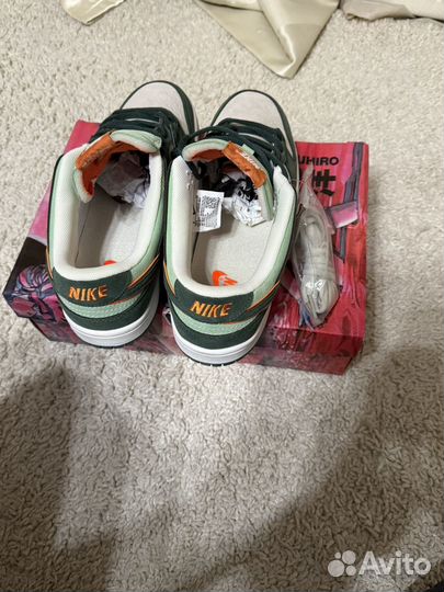 Кроссовки мужские nike 41,5 размер