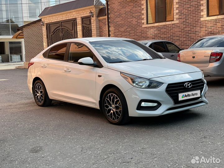 Hyundai Solaris 1.6 AT, 2019, 140 000 км