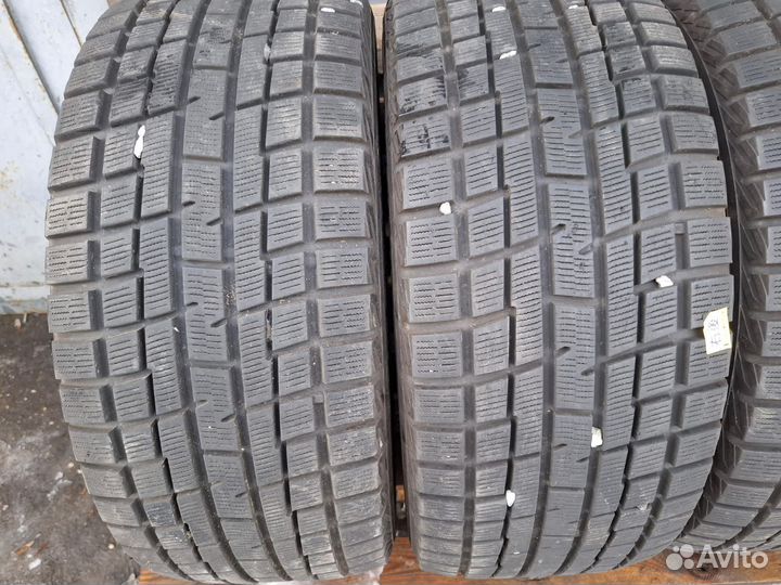 Yokohama Ice Guard IG30 255/45 R19