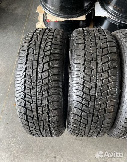 Gislaved Euro Frost 6 215/55 R17 98V