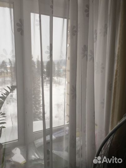Шторы в детскую: Ламбрекен, тюль, покрывало