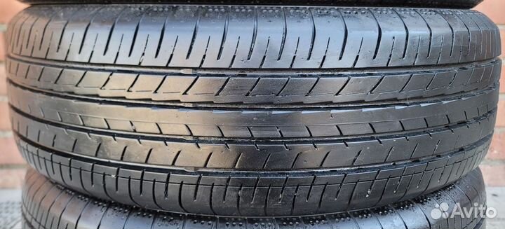 Yokohama BluEarth-GT AE-51 215/60 R16