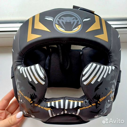 Боксерский шлем Venum L/XL Новый
