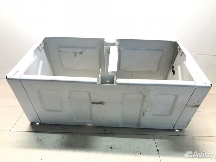 Тумба сиденья передняя левая Mercedes Sprinter