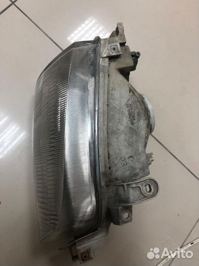 Фара Тойота Калдина (Toyota Caldina )