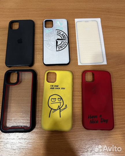Чехлы на телефон iPhone 11
