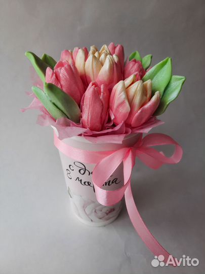 Шоколадные тюльпаны на 8 марта