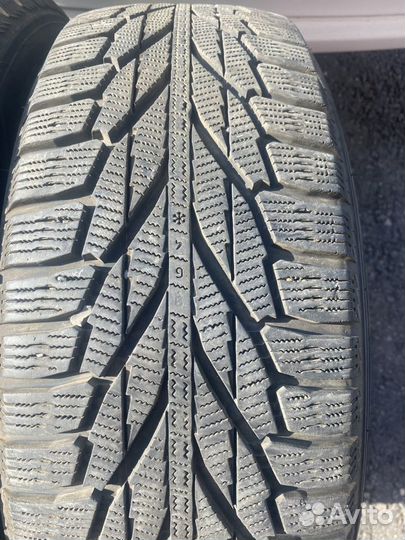 Nokian Tyres Hakkapeliitta R2 SUV 225/60 R18