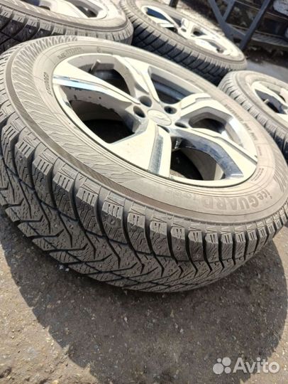 Yokohama Ice Guard IG65 215/60 R17 100T