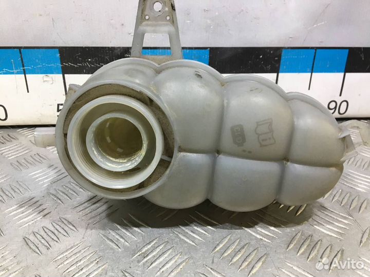 Б/У Бачок расширительный#001