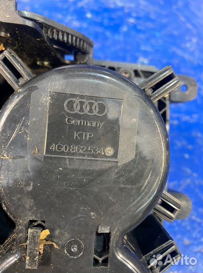 Подстаканник передний Audi A6 C7 4G2 ccza 2015
