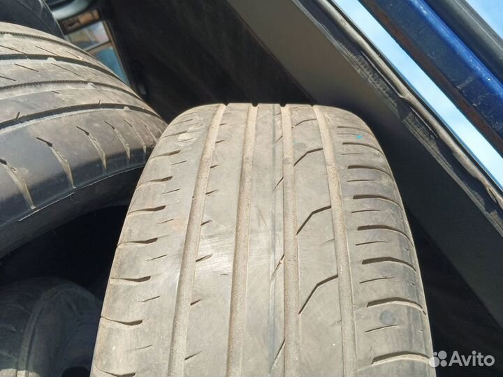 Continental ContiPremiumContact 2 215/55 R17