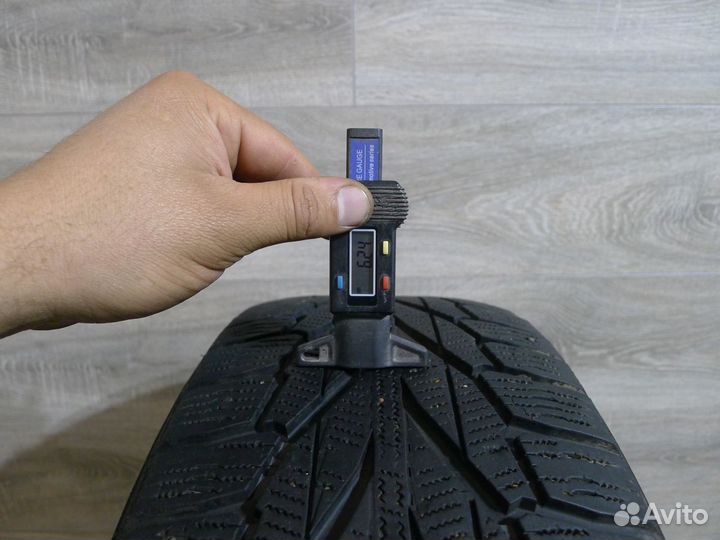 Nokian Tyres Hakkapeliitta R2 SUV 215/60 R17 100R