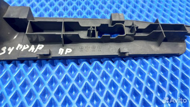 Ручка передней правой двери Hyundai Sonata 4 (EF)