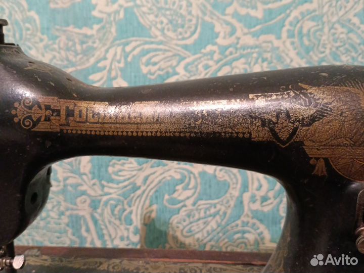 Швейная машина