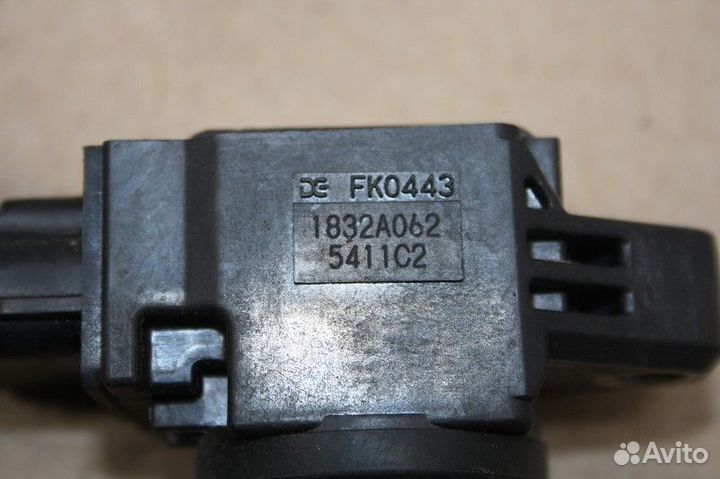 Катушка зажигания mitsubishi outlander 2015