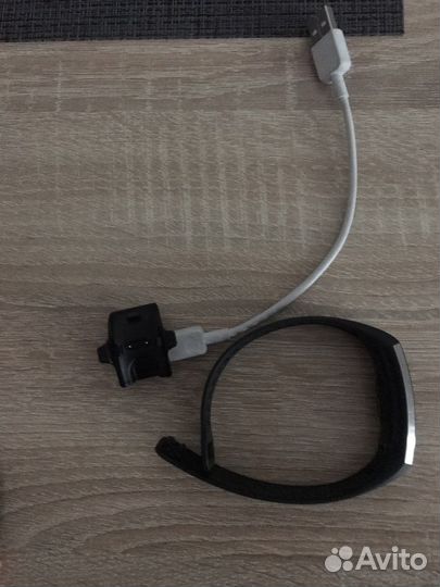 Фитнес браслет Huawei band 2