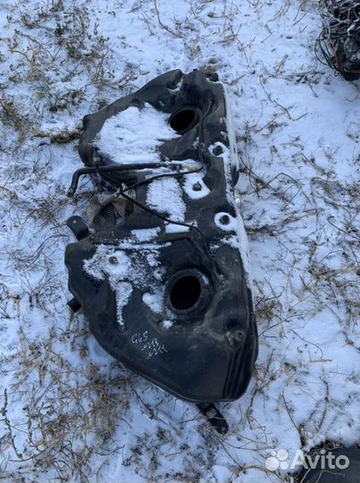 Бак топливный Мерседес W219 Mercedes w220 w215