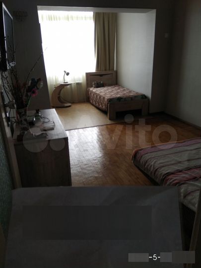 2-к. квартира, 57 м², 5/5 эт.