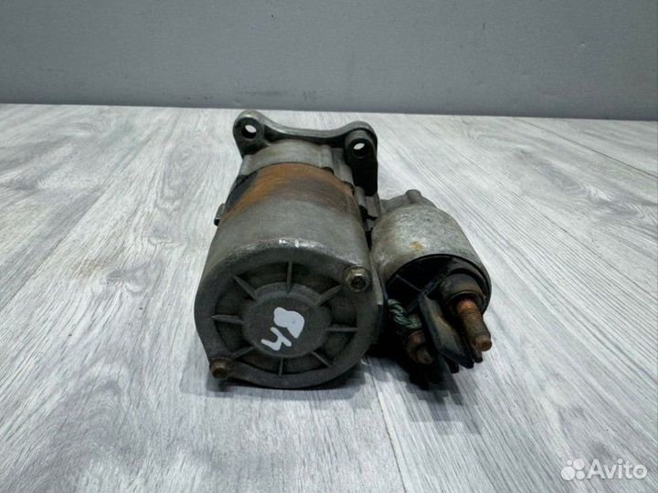 Стартер Renault Logan 2011