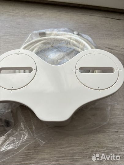 Биде- приставка на унитаз