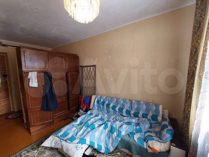 Комната 18 м² в > 9-к., 4/5 эт.