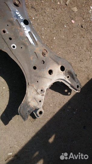 Подрамник передний Geely Emgrand EC7 1.8 JL4G18