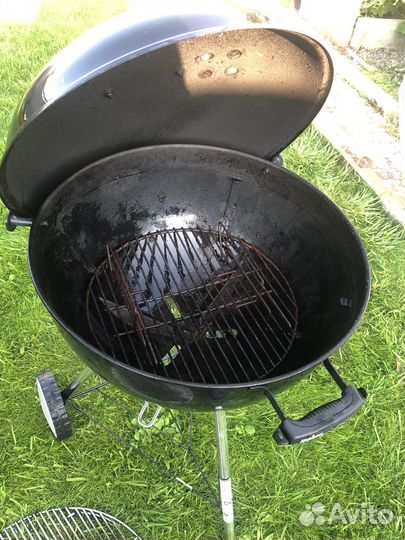Угольный гриль weber