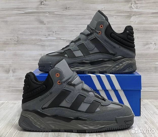 Кроссовки Adidas Gore-Tex зимние с мехом