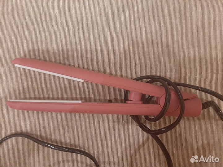 Плойка и утюжок для волос
