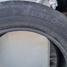 Dunlop Grandtrek ST30 R18