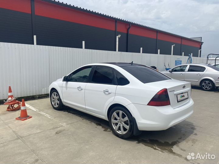 Ford Focus 1.6 AT, 2011, 223 000 км