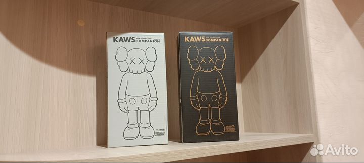Фигурка Kaws