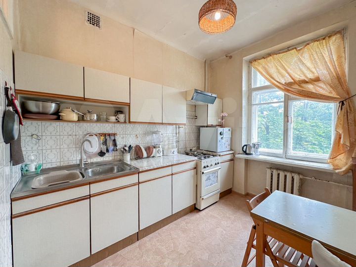 2-к. квартира, 64 м², 4/5 эт.