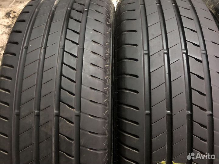 Bridgestone Turanza T005 225/55 R17