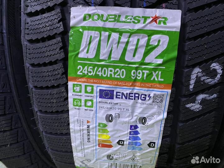 DoubleStar DW02 245/40 R20 99T