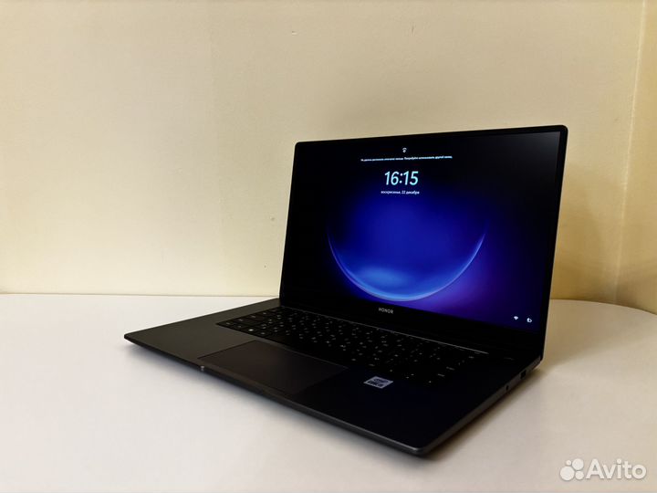 Ноутбук honor MagicBook X15 i5/16/512 Grey